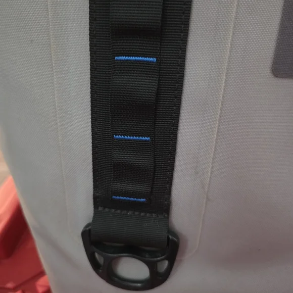 Yeti Grey Hopper 30 with Black Straps and Blue Accents - Picture 5 of 6